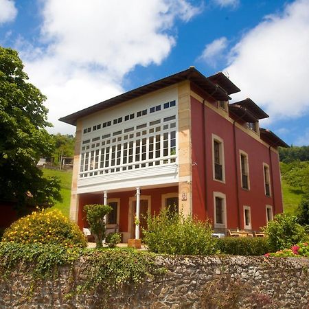 Casona De Indias Hotel Piloña Buitenkant foto