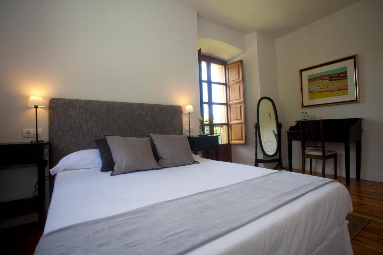 Casona De Indias Hotel Piloña Buitenkant foto