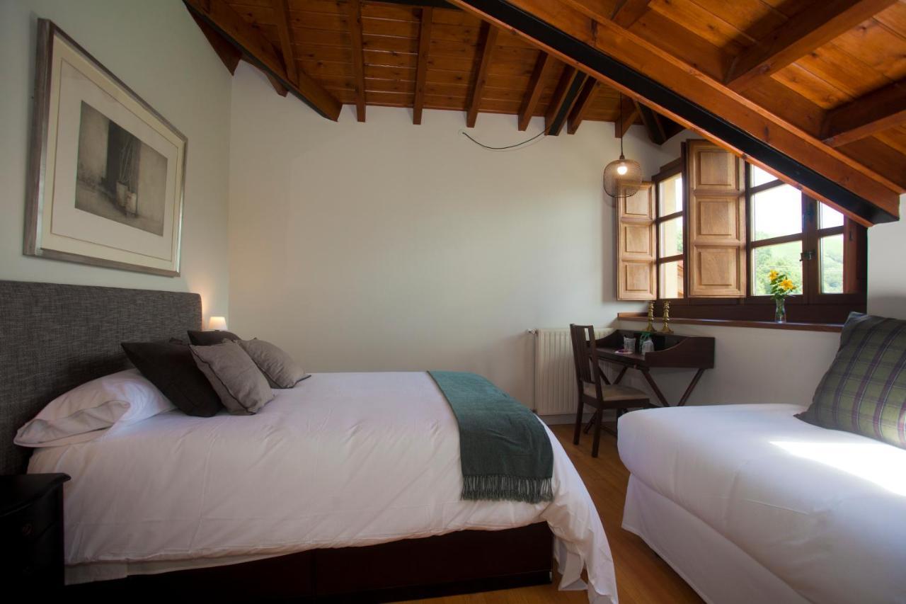 Casona De Indias Hotel Piloña Buitenkant foto