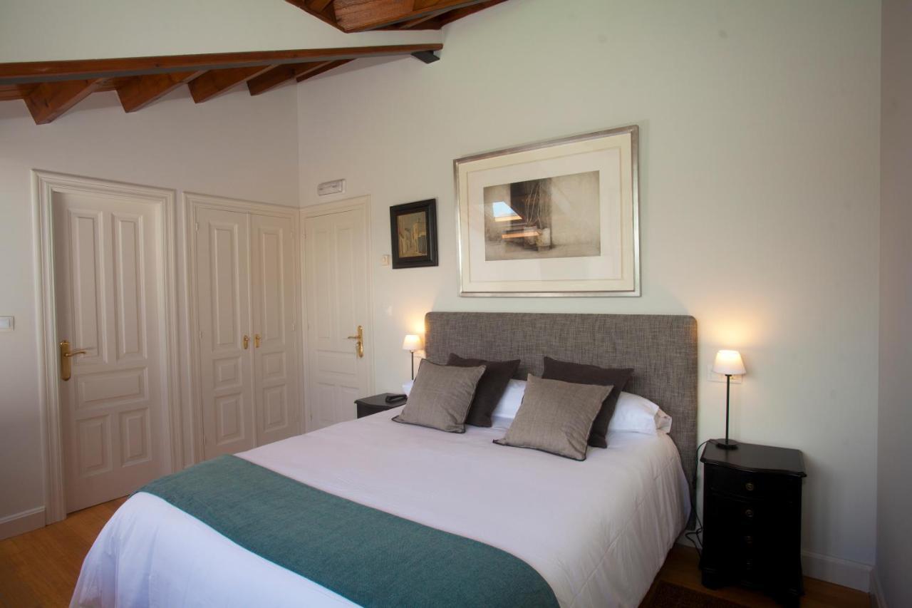 Casona De Indias Hotel Piloña Buitenkant foto